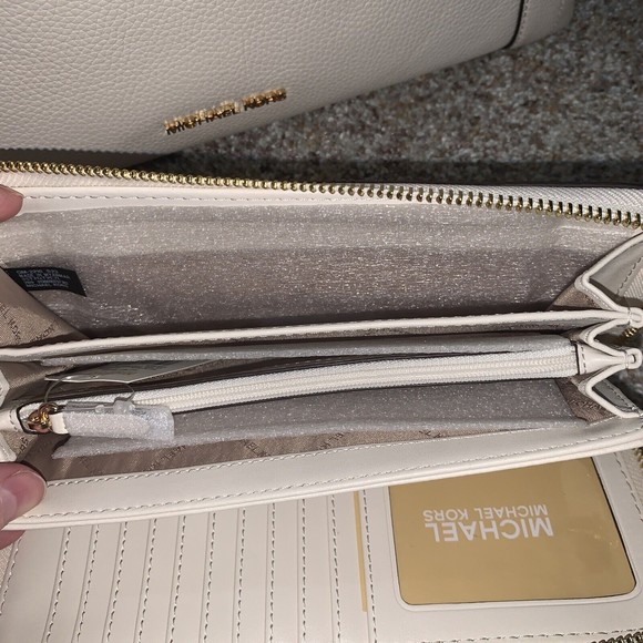 Michael Kors Purse and Wallet set Arlo Light Cream Leather  Shoulder Bag NWT - Picture 12 of 14